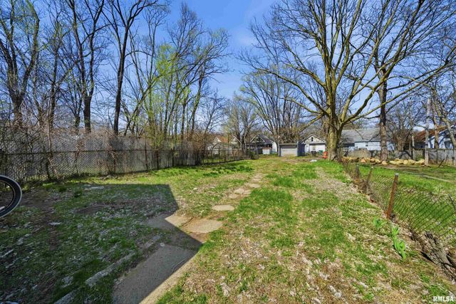 626 HAUNGS Avenue, Peoria, IL 61603