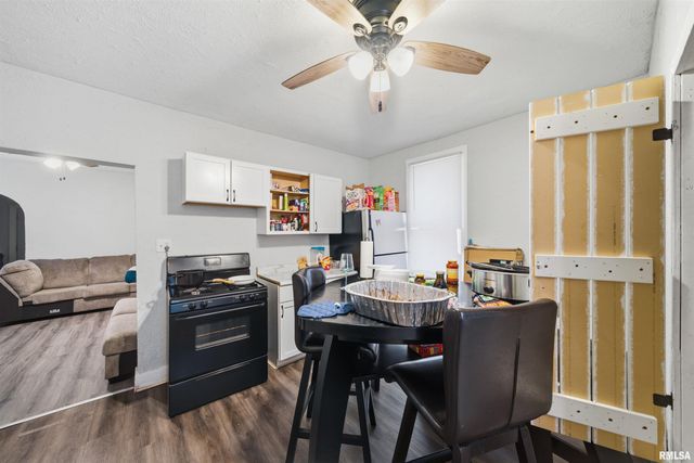 626 HAUNGS Avenue, Peoria, IL 61603