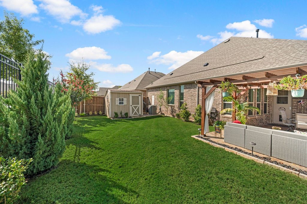 1833 Spotted Fawn Drive, Arlington, TX 76005 — photo 2