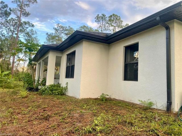 2813 16th AVE NE, Naples, FL 34120