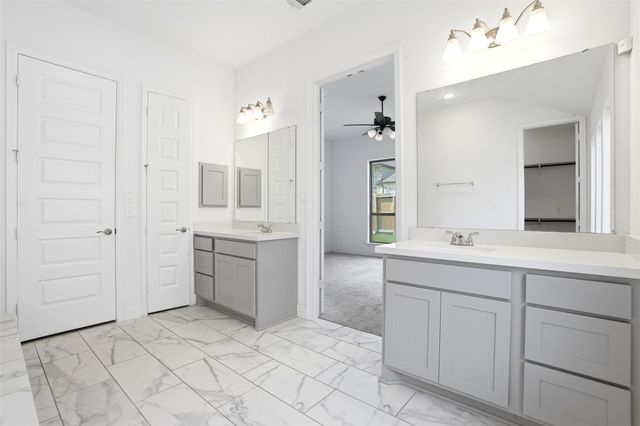 2202 Mallow Lane, Brookshire, TX 77423