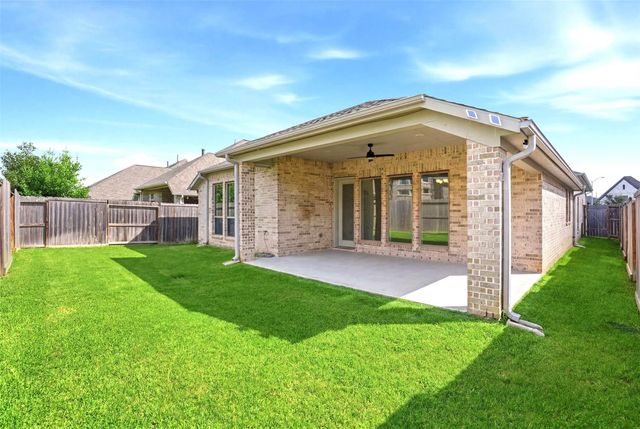 2202 Mallow Lane, Brookshire, TX 77423