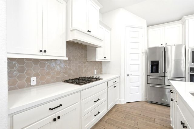 2202 Mallow Lane, Brookshire, TX 77423