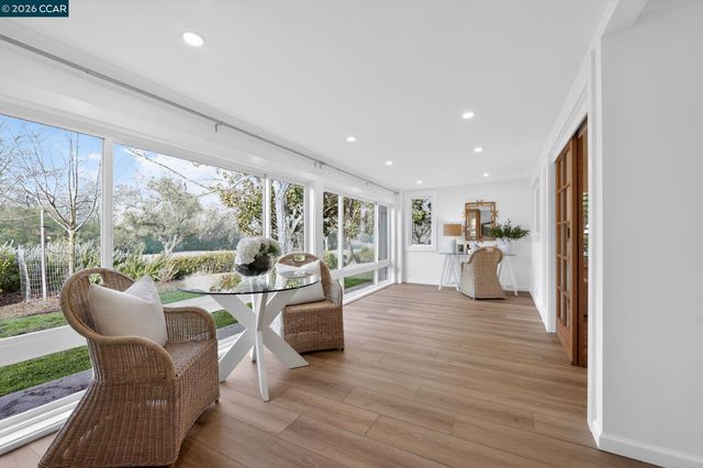 2605 Saklan Indian 6, Walnut Creek, CA 94595