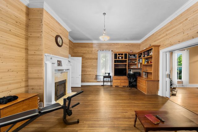 1586 Main St, Lynnville, TN 38472