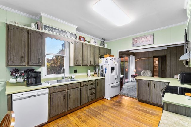1586 Main St, Lynnville, TN 38472