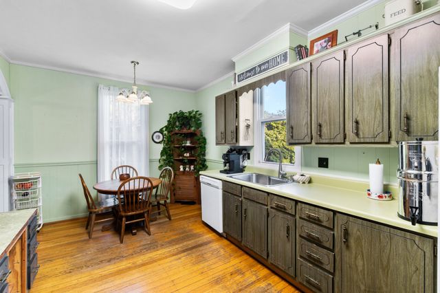 1586 Main St, Lynnville, TN 38472