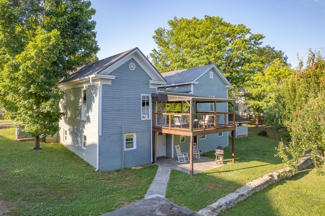 1586 Main St, Lynnville, TN 38472
