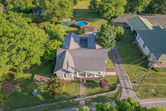 1586 Main St, Lynnville, TN 38472