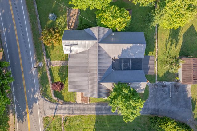 1586 Main St, Lynnville, TN 38472