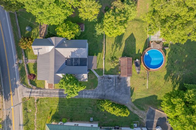 1586 Main St, Lynnville, TN 38472