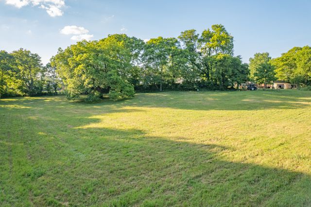 1586 Main St, Lynnville, TN 38472