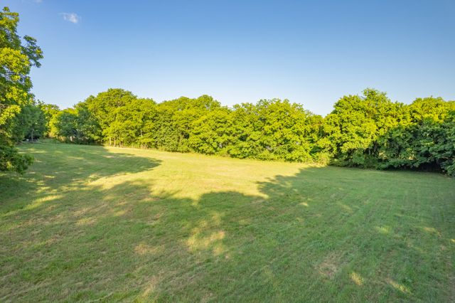 1586 Main St, Lynnville, TN 38472