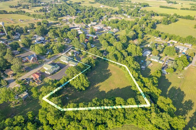 1586 Main St, Lynnville, TN 38472
