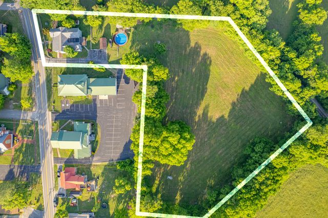 1586 Main St, Lynnville, TN 38472