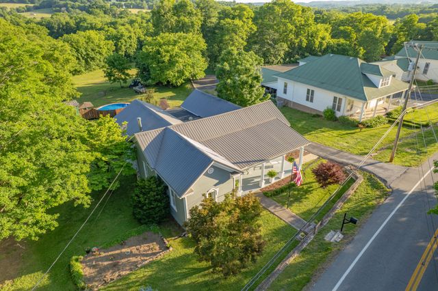 1586 Main St, Lynnville, TN 38472