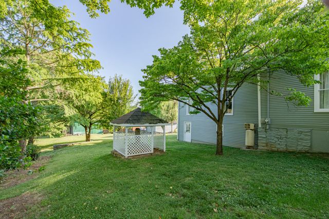 1586 Main St, Lynnville, TN 38472