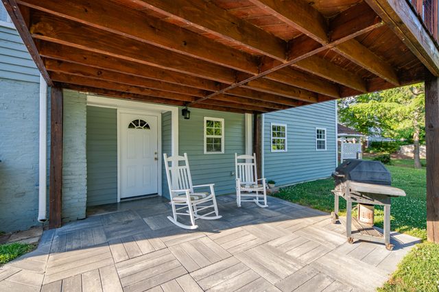 1586 Main St, Lynnville, TN 38472