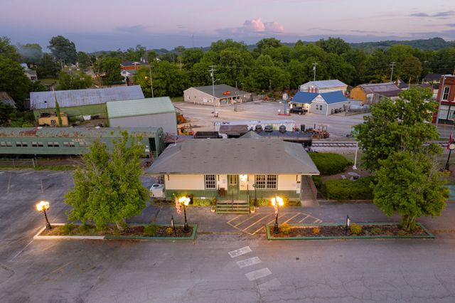 1586 Main St, Lynnville, TN 38472