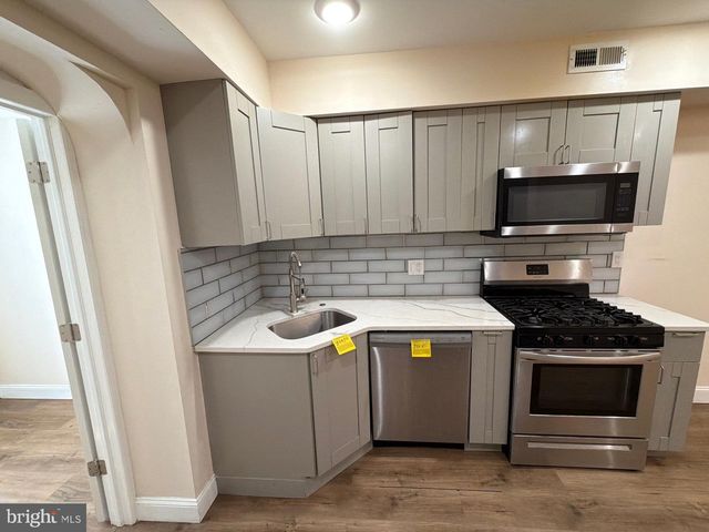 608 WINTON ST, Philadelphia, PA 19148