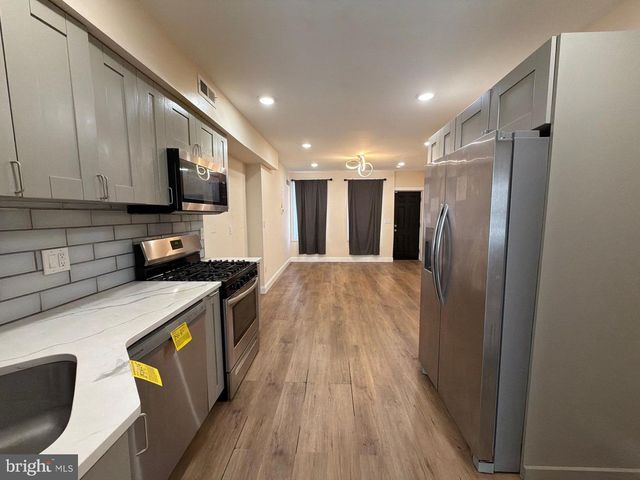 608 WINTON ST, Philadelphia, PA 19148