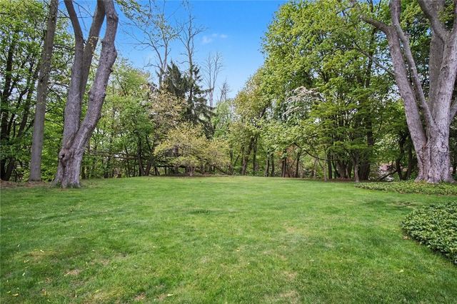 236 Frankland Road, Irondequoit, NY 14617