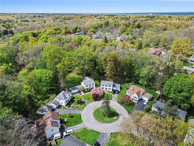236 Frankland Road, Irondequoit, NY 14617