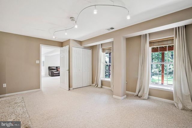 13215 FALLS RD, Cockeysville, MD 21030
