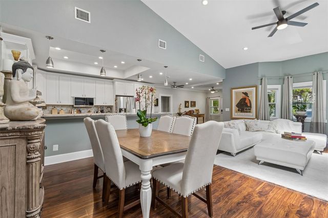 1024 16TH AVENUE N, St Petersburg, FL 33704