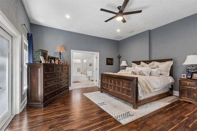 1024 16TH AVENUE N, St Petersburg, FL 33704