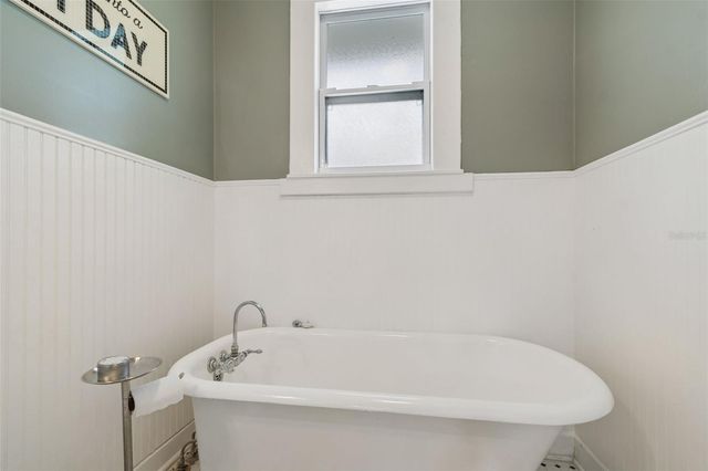 1024 16TH AVENUE N, St Petersburg, FL 33704