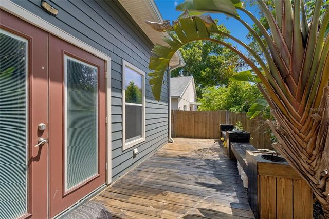 1024 16TH AVENUE N, St Petersburg, FL 33704