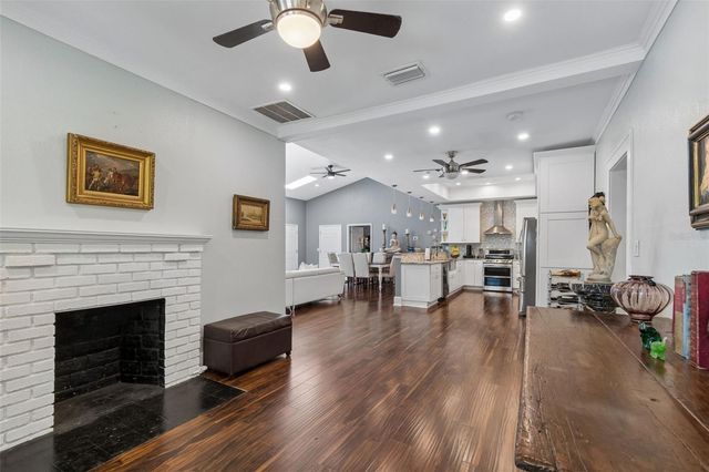 1024 16TH AVENUE N, St Petersburg, FL 33704