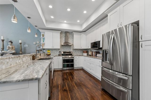 1024 16TH AVENUE N, St Petersburg, FL 33704