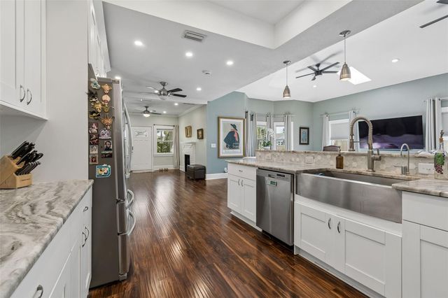 1024 16TH AVENUE N, St Petersburg, FL 33704