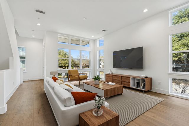 3081 Chimes Street, Dallas, TX 75219