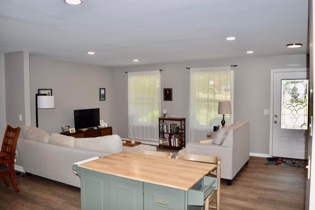 7412 Irongate Drive, Hixson, TN 37343