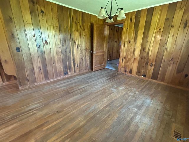 3045 Walden Road, Gadsden, AL 35904