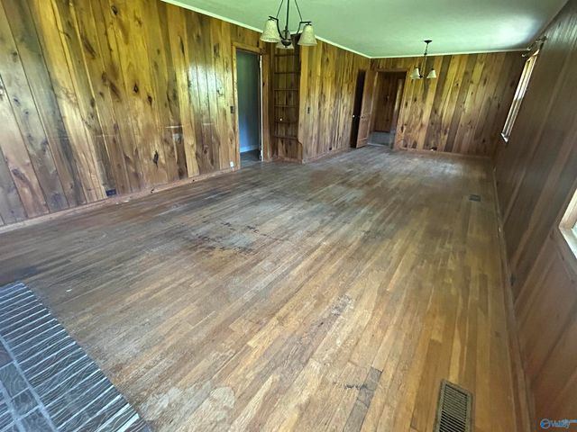 3045 Walden Road, Gadsden, AL 35904