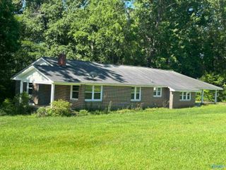 3045 Walden Road, Gadsden, AL 35904