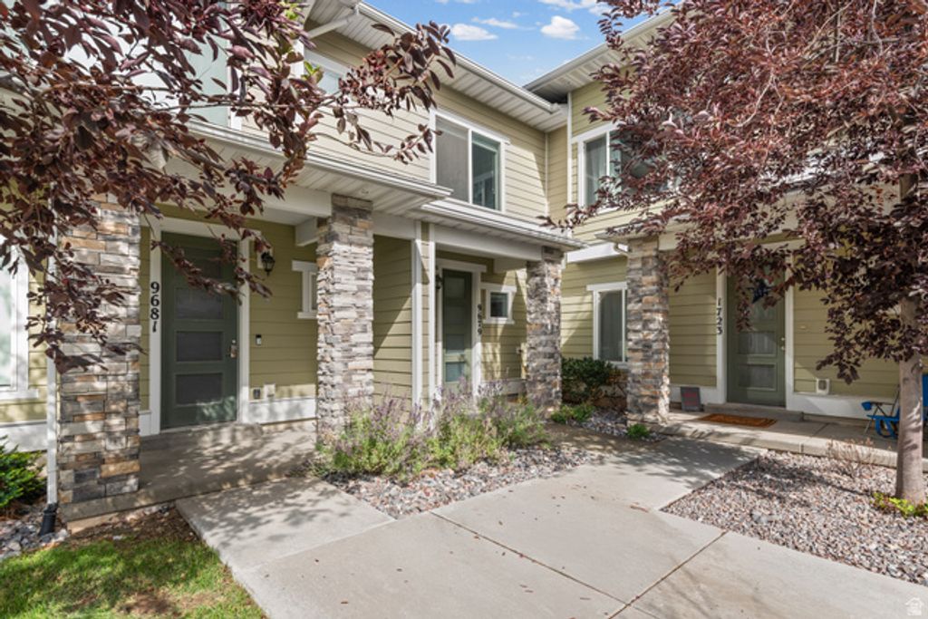 9679 S SANTO LN, South Jordan, UT 84095 — exterior