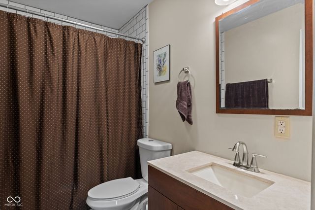 339 Parkway Street, Whiteland, IN 46184