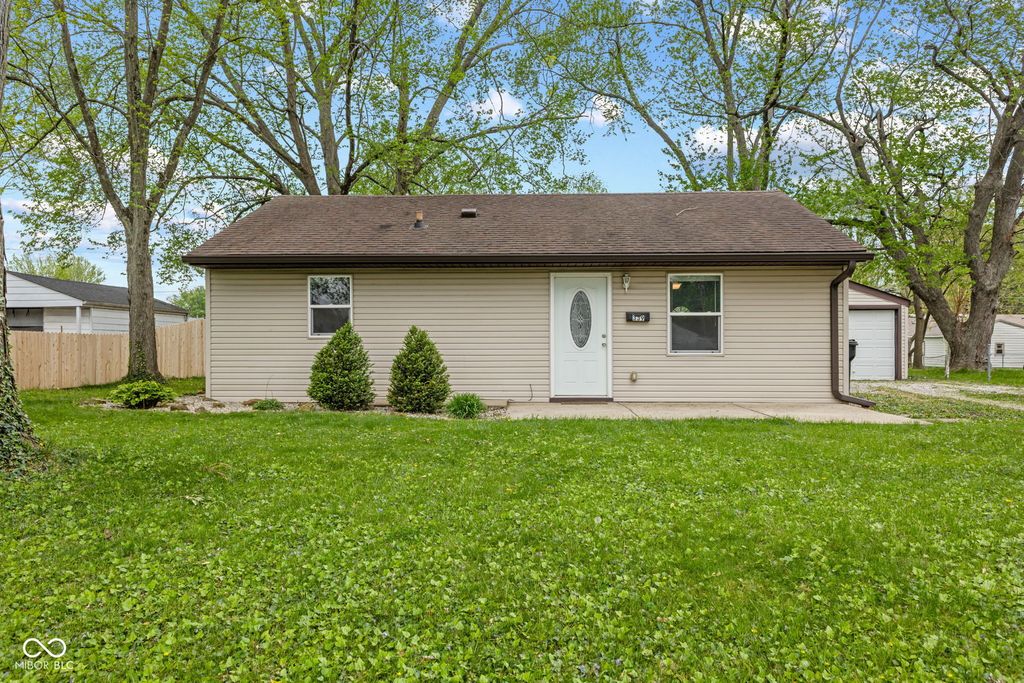 339 Parkway Street, Whiteland, IN 46184