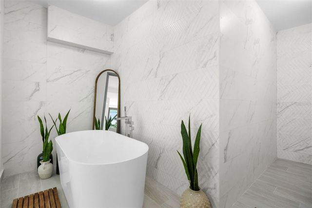 J25 CALLE COSTA BRAVA, Dorado, PR 00646