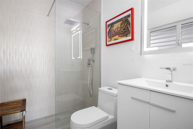 J25 CALLE COSTA BRAVA, Dorado, PR 00646