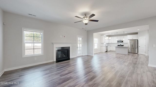 951 Appaloosa Trail, Grimesland, NC 27837