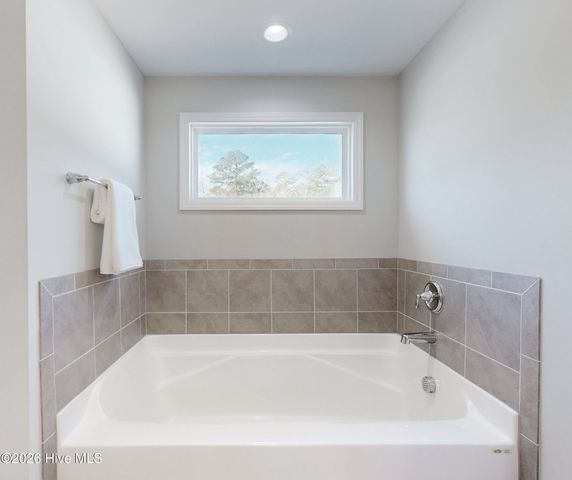 951 Appaloosa Trail, Grimesland, NC 27837