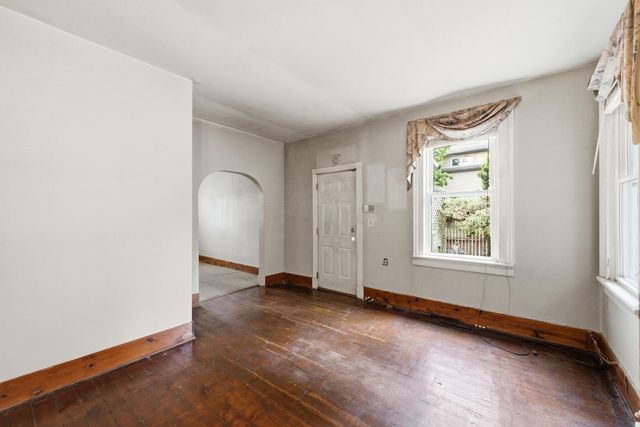 657 S 9th Street, Columbus, OH 43206