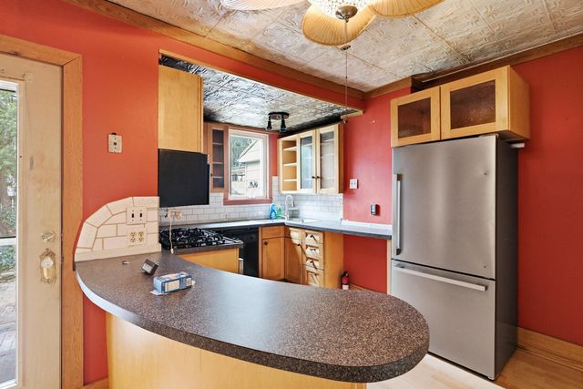 657 S 9th Street, Columbus, OH 43206