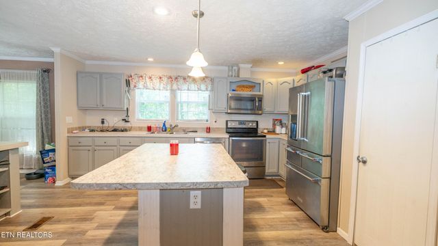 124 &118 Nickey Lane, Harriman, TN 37748